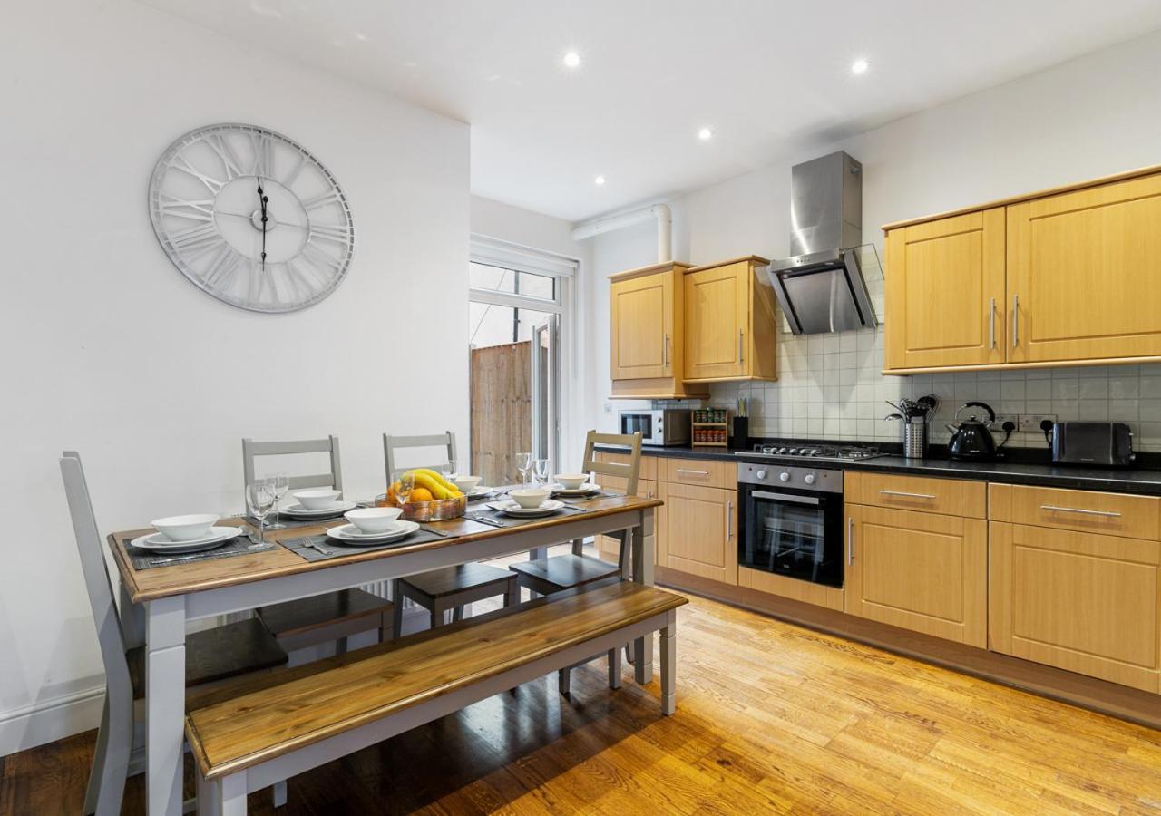 Two Bed Flat In Bush Hill Park Leilighet Enfield Eksteriør bilde