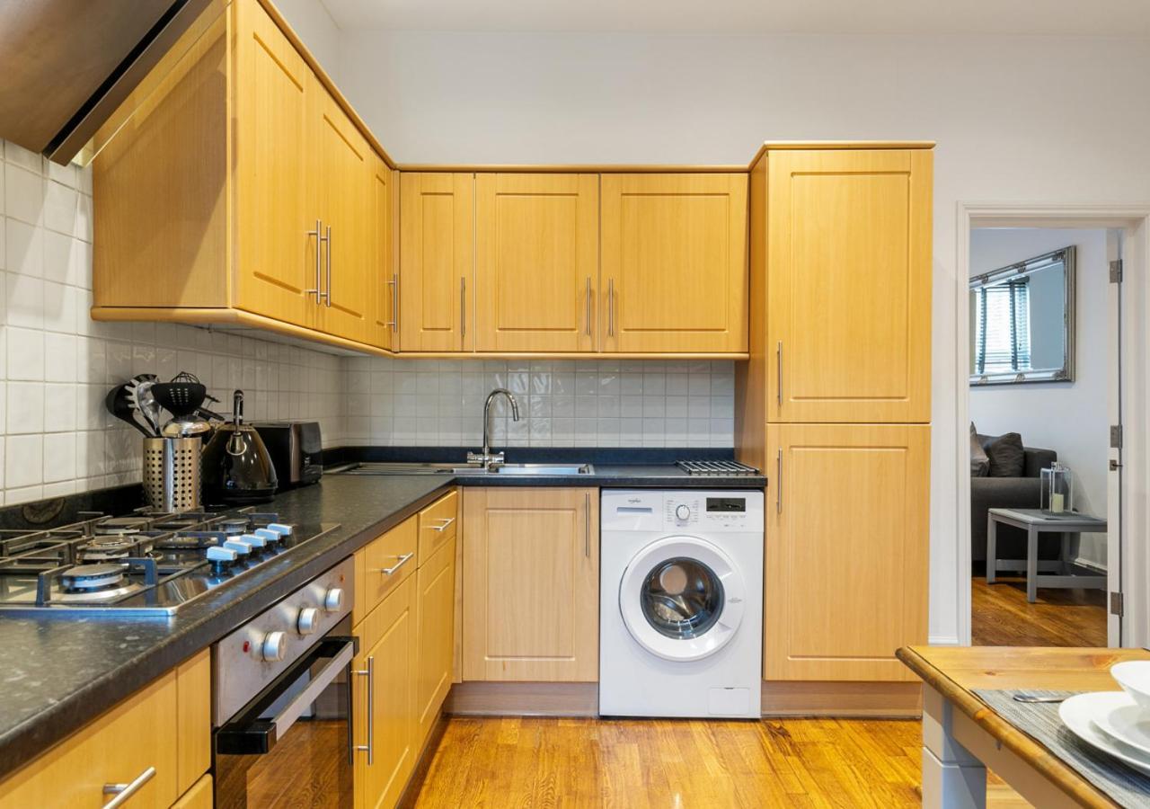 Two Bed Flat In Bush Hill Park Leilighet Enfield Eksteriør bilde
