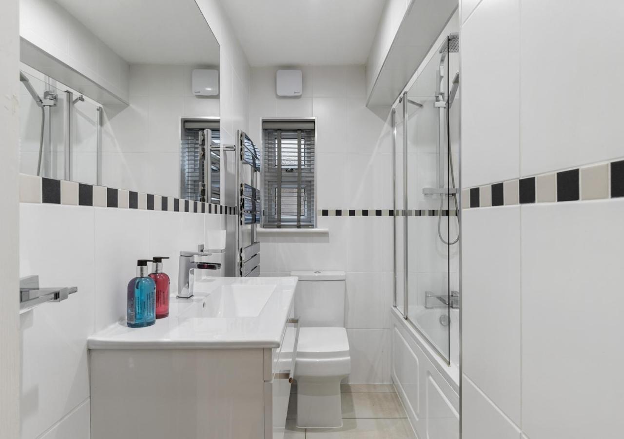 Two Bed Flat In Bush Hill Park Leilighet Enfield Eksteriør bilde
