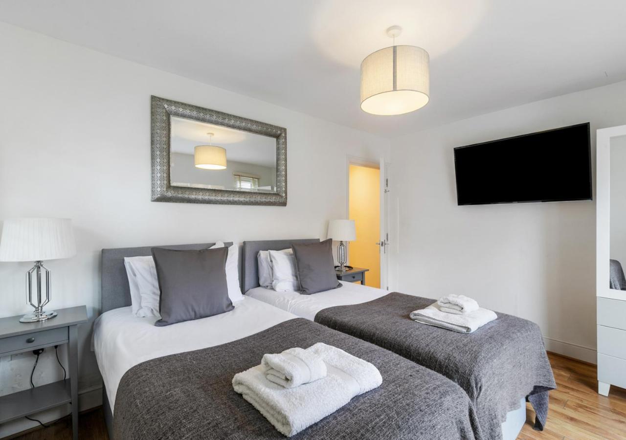 Two Bed Flat In Bush Hill Park Leilighet Enfield Eksteriør bilde